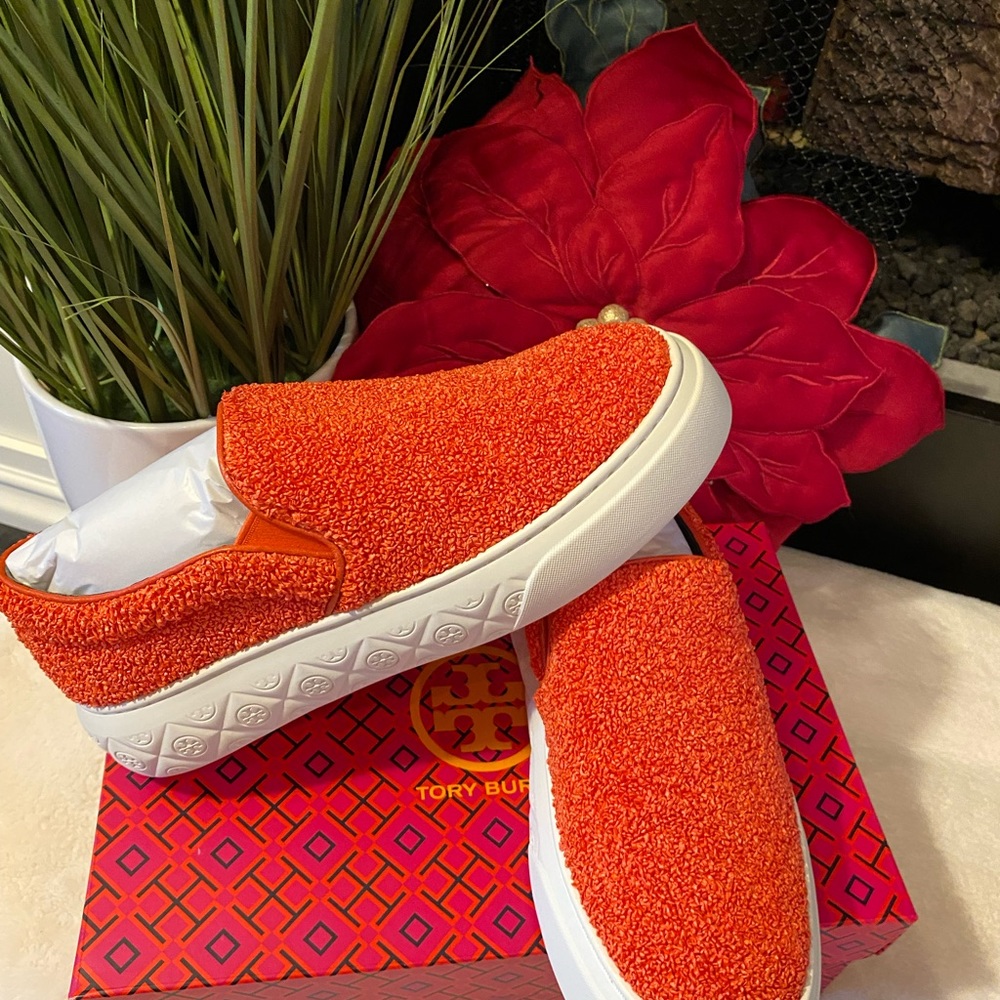TORY BURCH LADYBUG SLIP ON SNEAKER - Picture 3 of 7